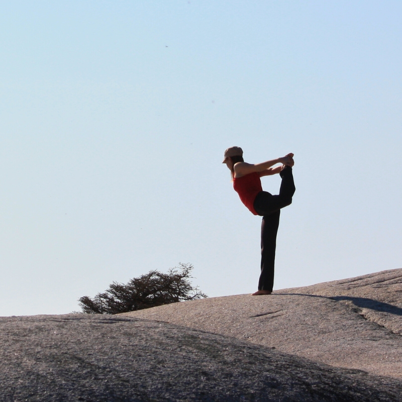 Natarajasana Dancer Pose with Michelle Robinson AumAtHome